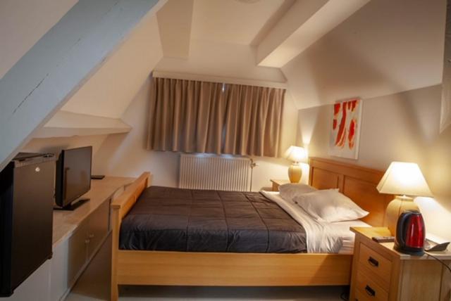 Hotel La Chaumiere Asse Экстерьер фото