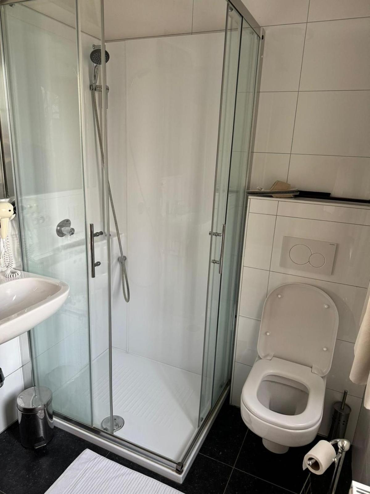 Hotel La Chaumiere Asse Экстерьер фото