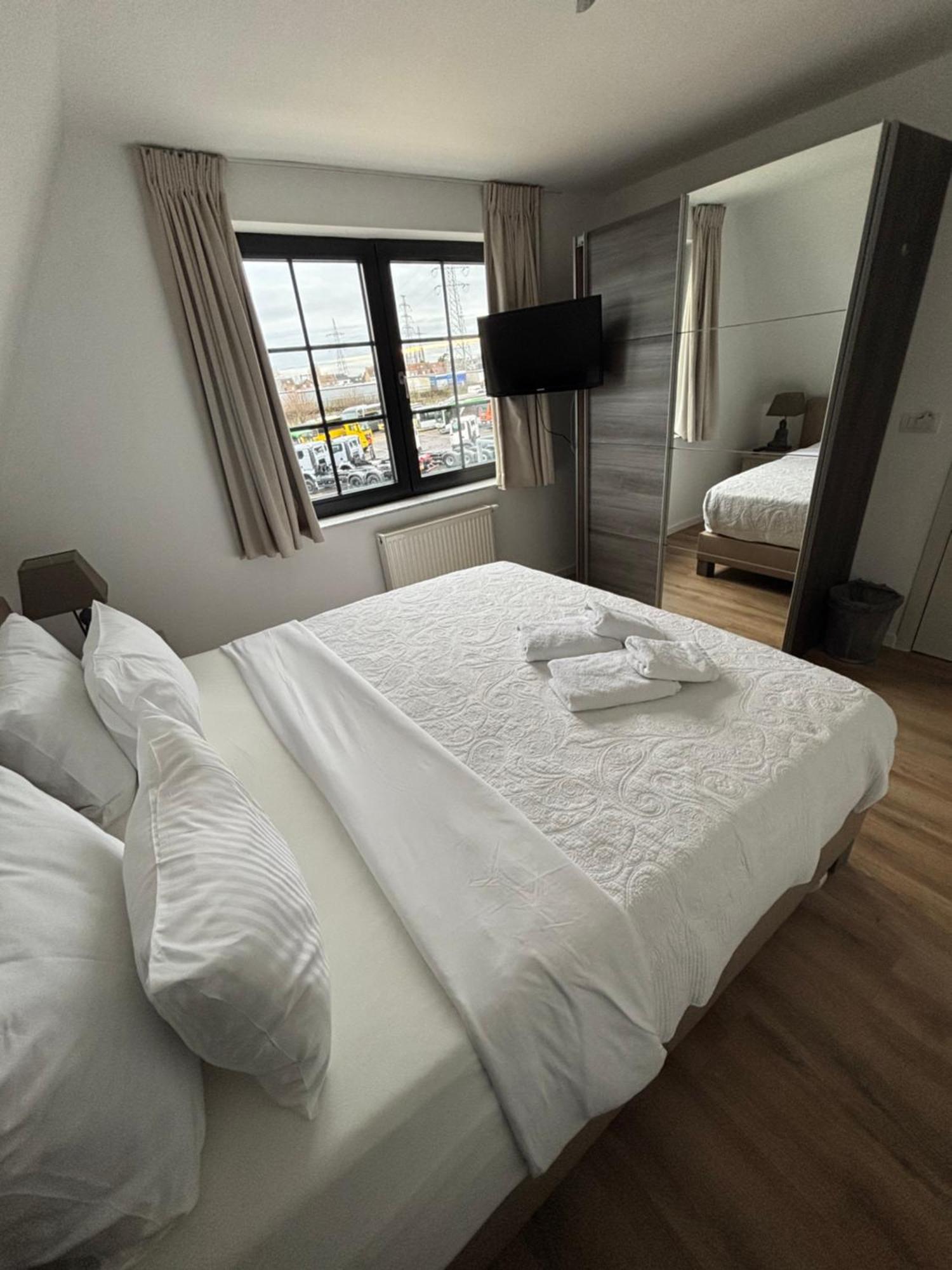 Hotel La Chaumiere Asse Экстерьер фото