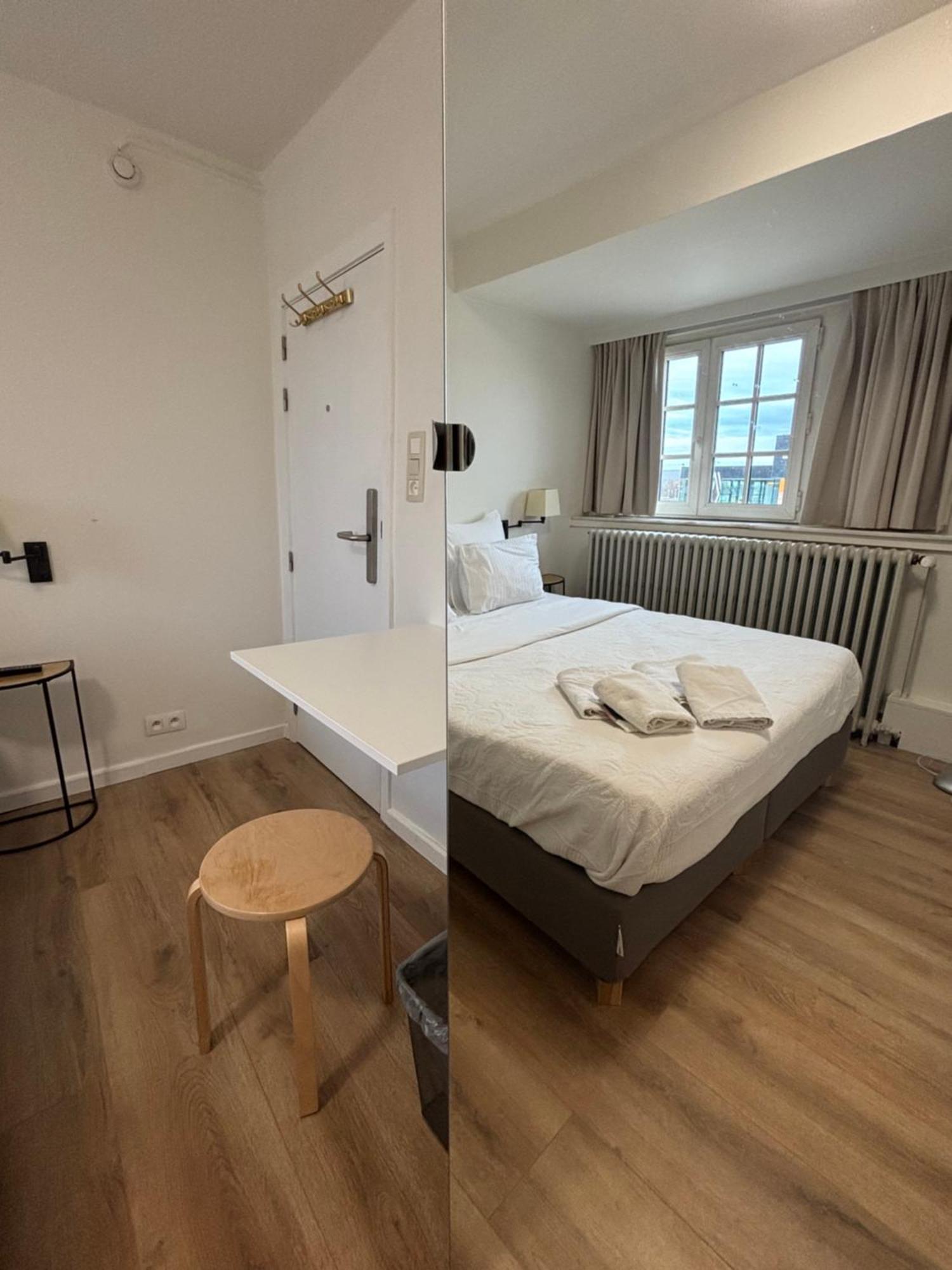 Hotel La Chaumiere Asse Экстерьер фото